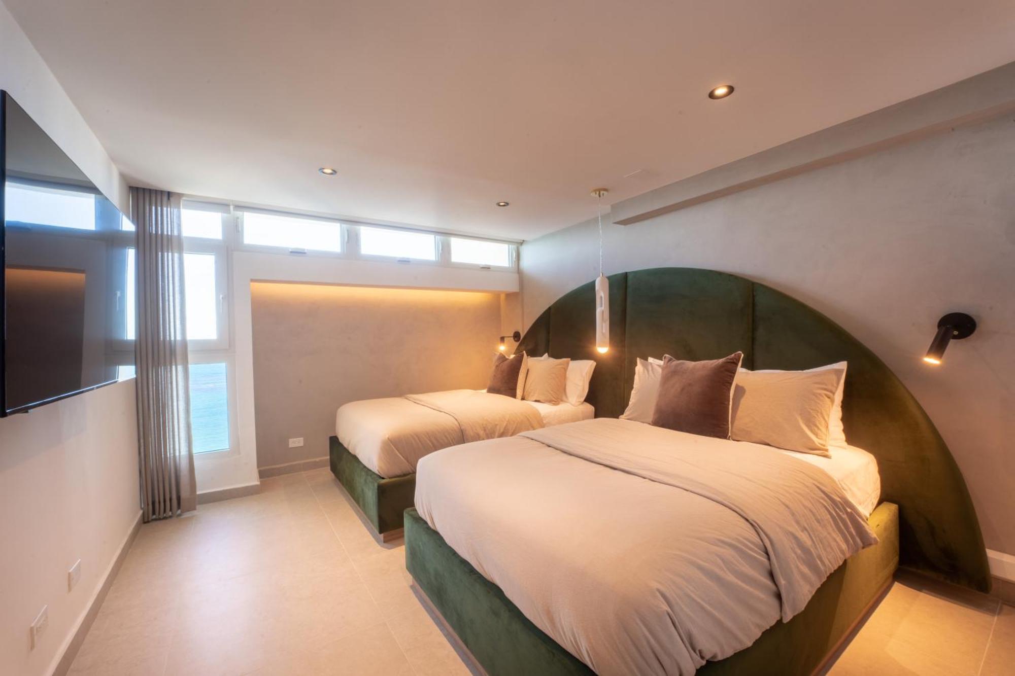 Ocean View Deluxe Suite: Pvt. Beach & Pool San Juan Kültér fotó