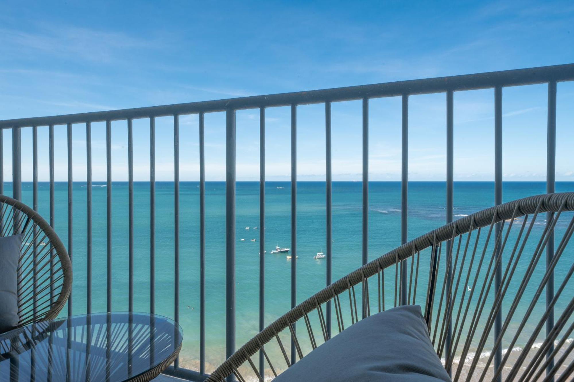 Ocean View Deluxe Suite: Pvt. Beach & Pool San Juan Kültér fotó