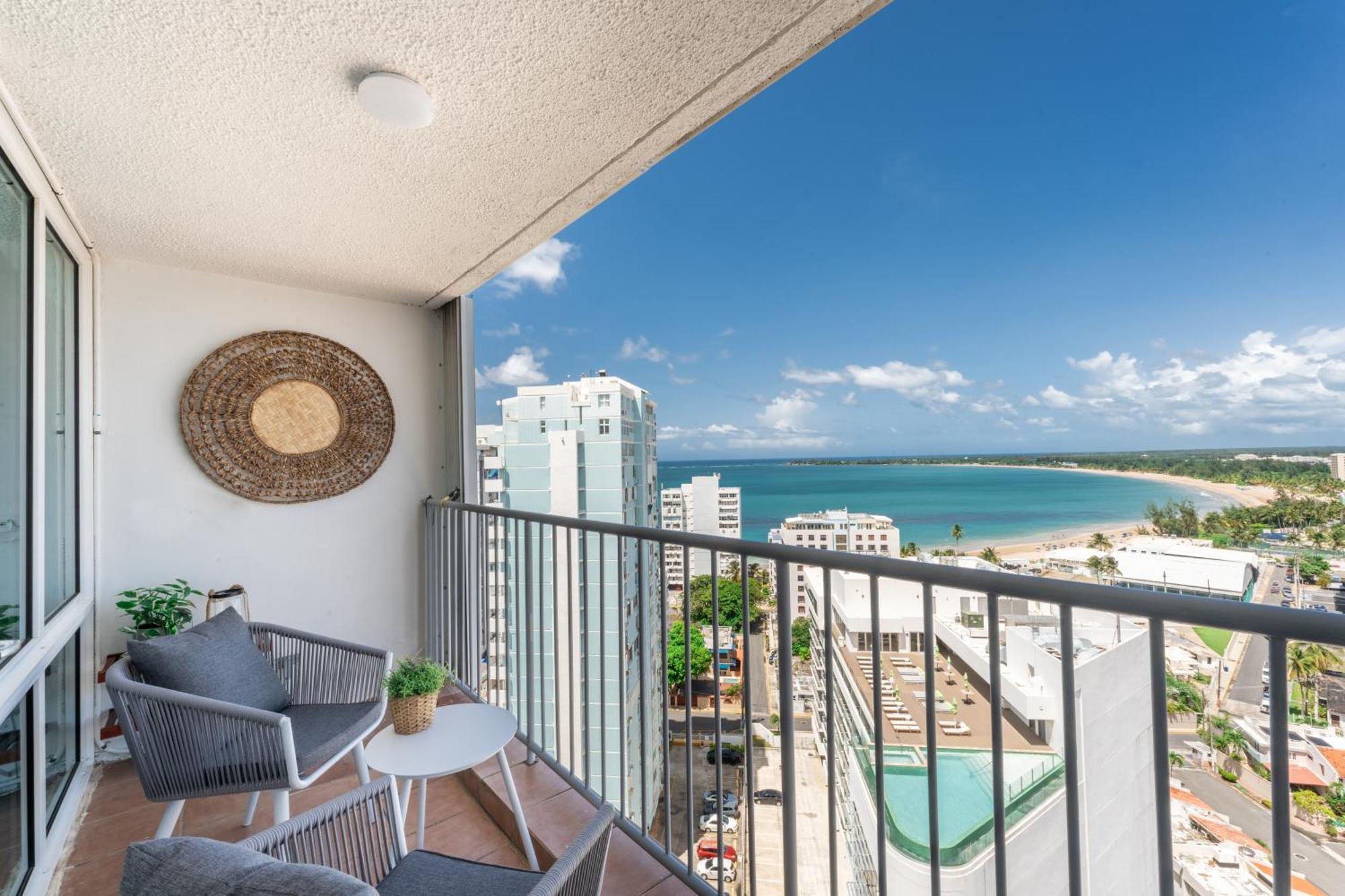 Ocean View Deluxe Suite: Pvt. Beach & Pool San Juan Kültér fotó
